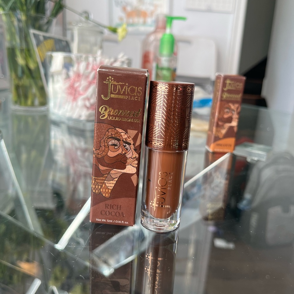 Juvia's Place Brown Bronzer & Contour